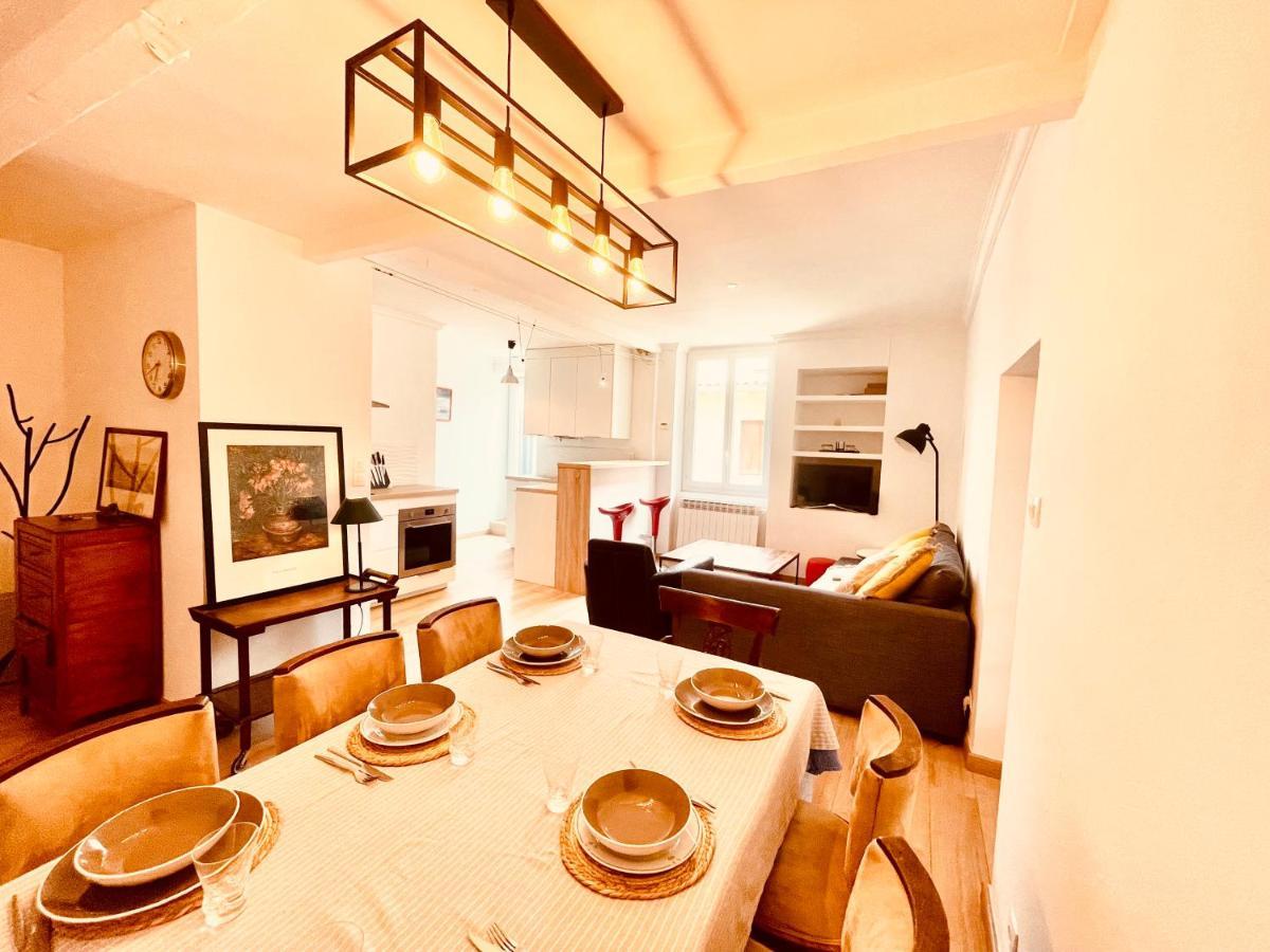 Le Coeur De Nimes Apartment Exterior photo